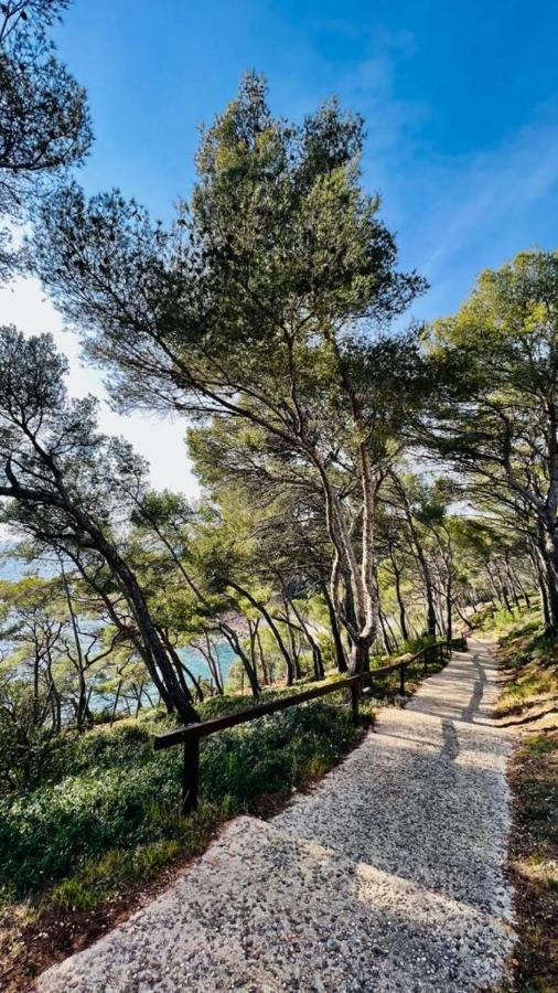 Superbe Appartement Dans Cadre D'Exception - Piscine, Plage Et Tennis Prive Bandol Exterior foto